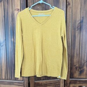 Eddie Bauer Women's Mustard Yellow Long Sleeve V-Neck Top